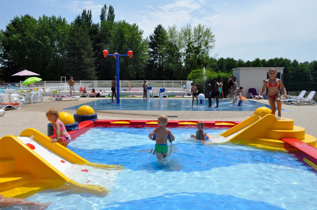 Piscine de SaintGermaindesFossés Stade aquatique
